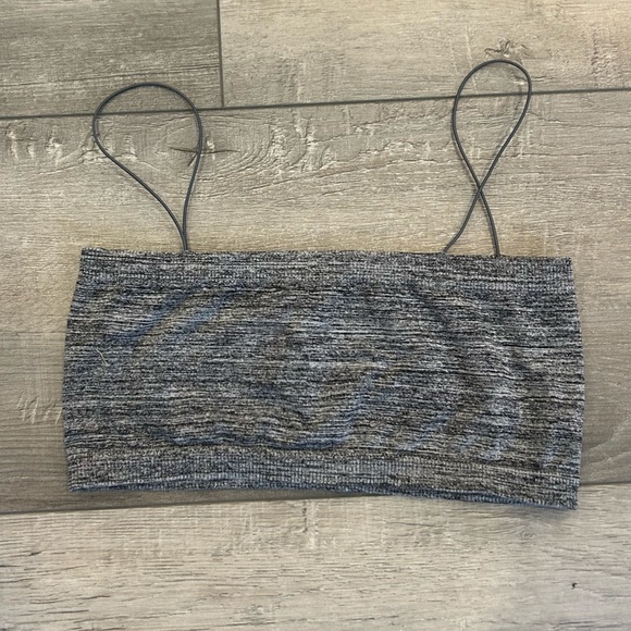 Out from under grey bra cover - Picture 2 of 3